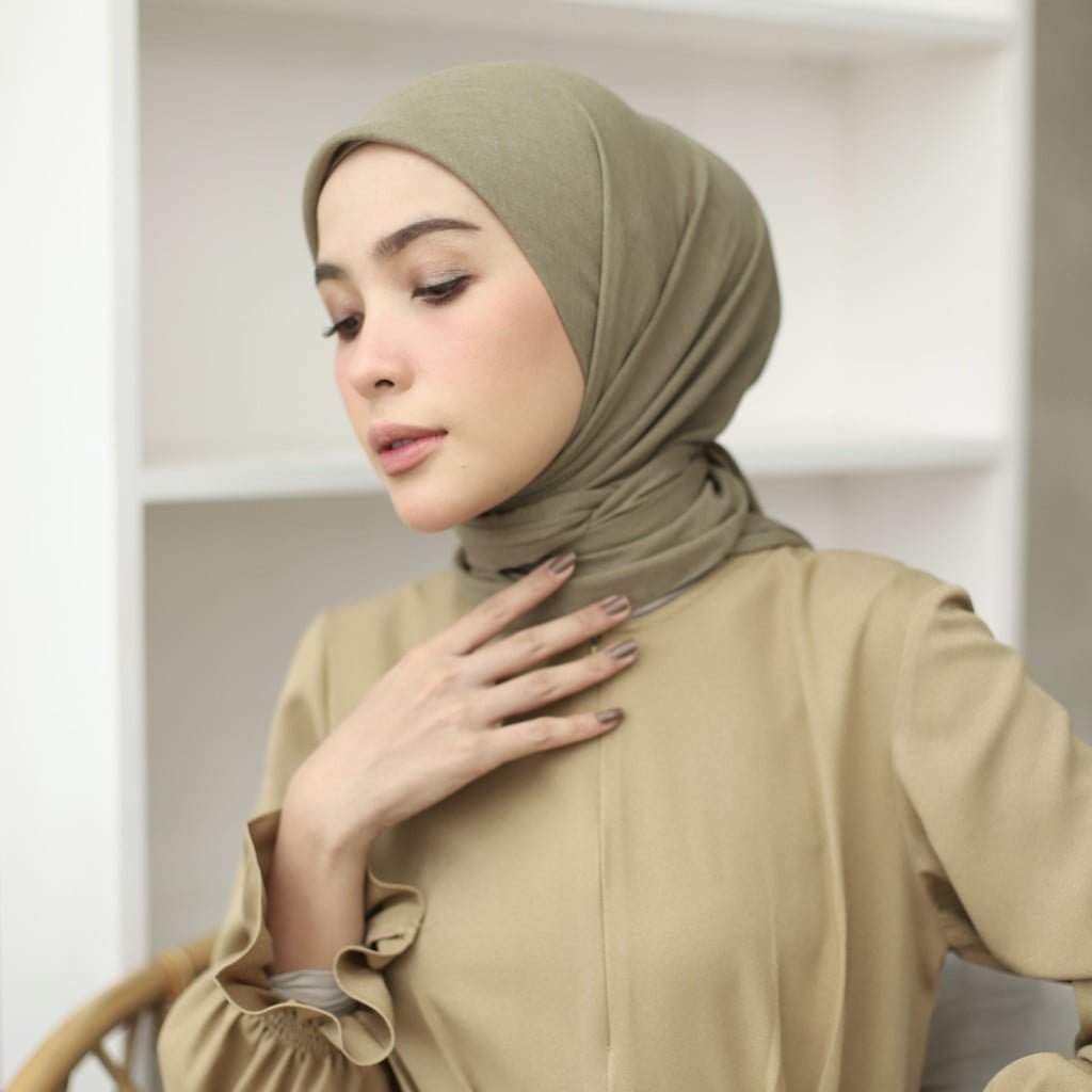 NHS Look Segi Empat Voal Galaxy Mosstone NHS Look Segi Empat Voal Galaxy - Gambar 1