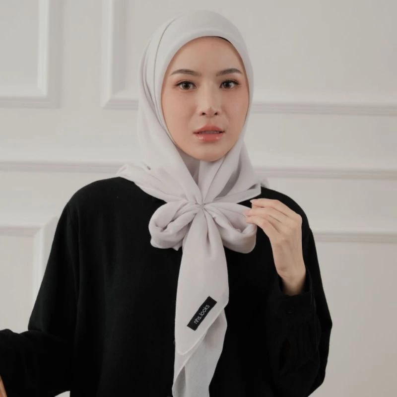 NHS Look Segi Empat Voal Miracle powder NHS Look Segi Empat Voal Miracle - Gambar 2