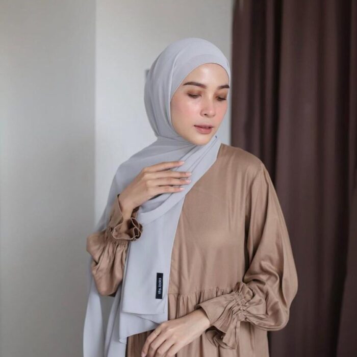 NHS Looks Pashmina Plain - Gambar 12