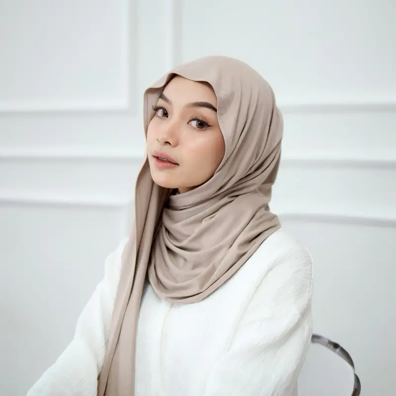 Pashmina Kaos Rayon Beige New Pashmina Kaos Rayon - Gambar 1