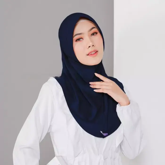 Hijab Sport Size Sedang (M) - Gambar 2