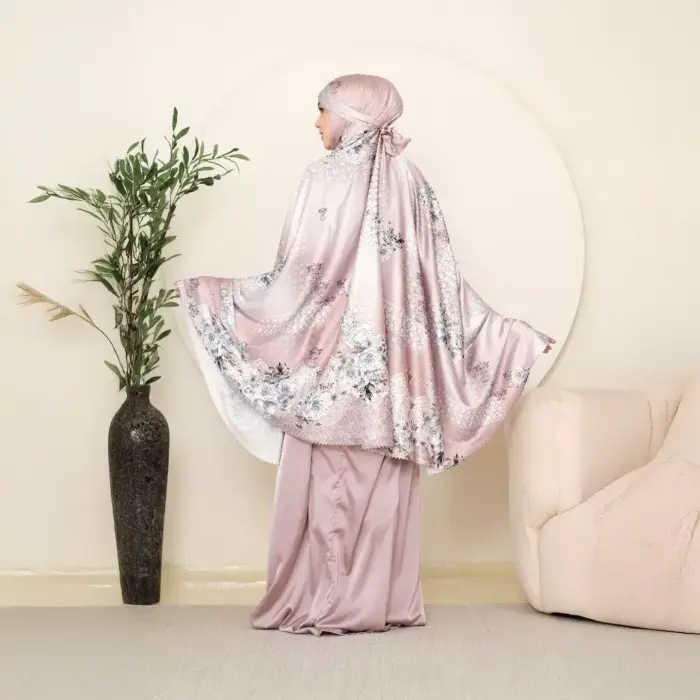 Mukena Zeta Premium Silk Lasercut - Gambar 3