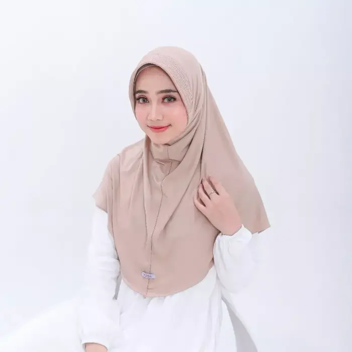 Hijab Sport Size Besar (L) - Gambar 4